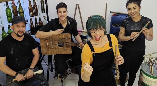 Orquestra De Sucatas