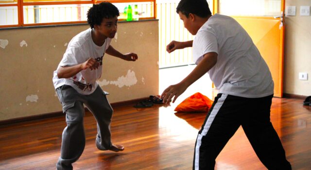 Aula De Capoeira Mestra Luana (7)