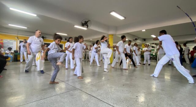 Domingo Capoeira 09h30 A 10h30