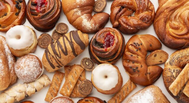 Vista Superior De Variedade De Pastelaria Doce Scaled