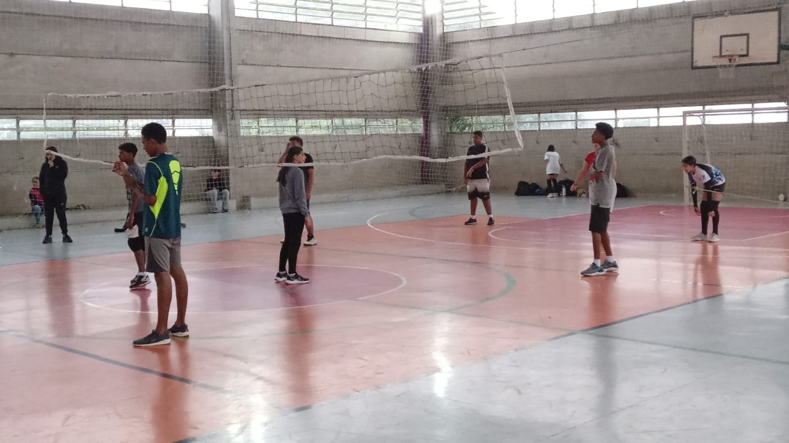 23 05 26 Volei 12hrs