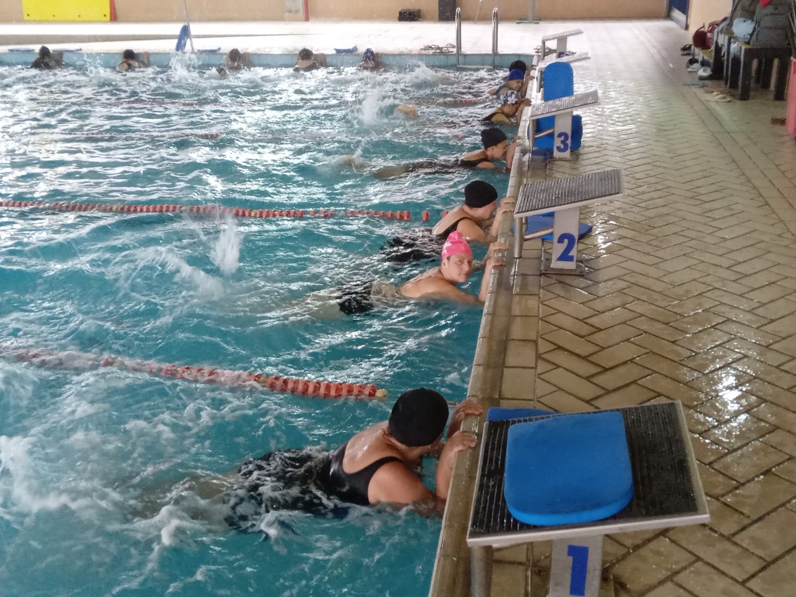11 03 7h Hidroginastica (2)