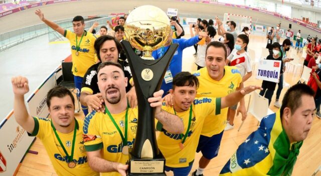 Mundial Destacar